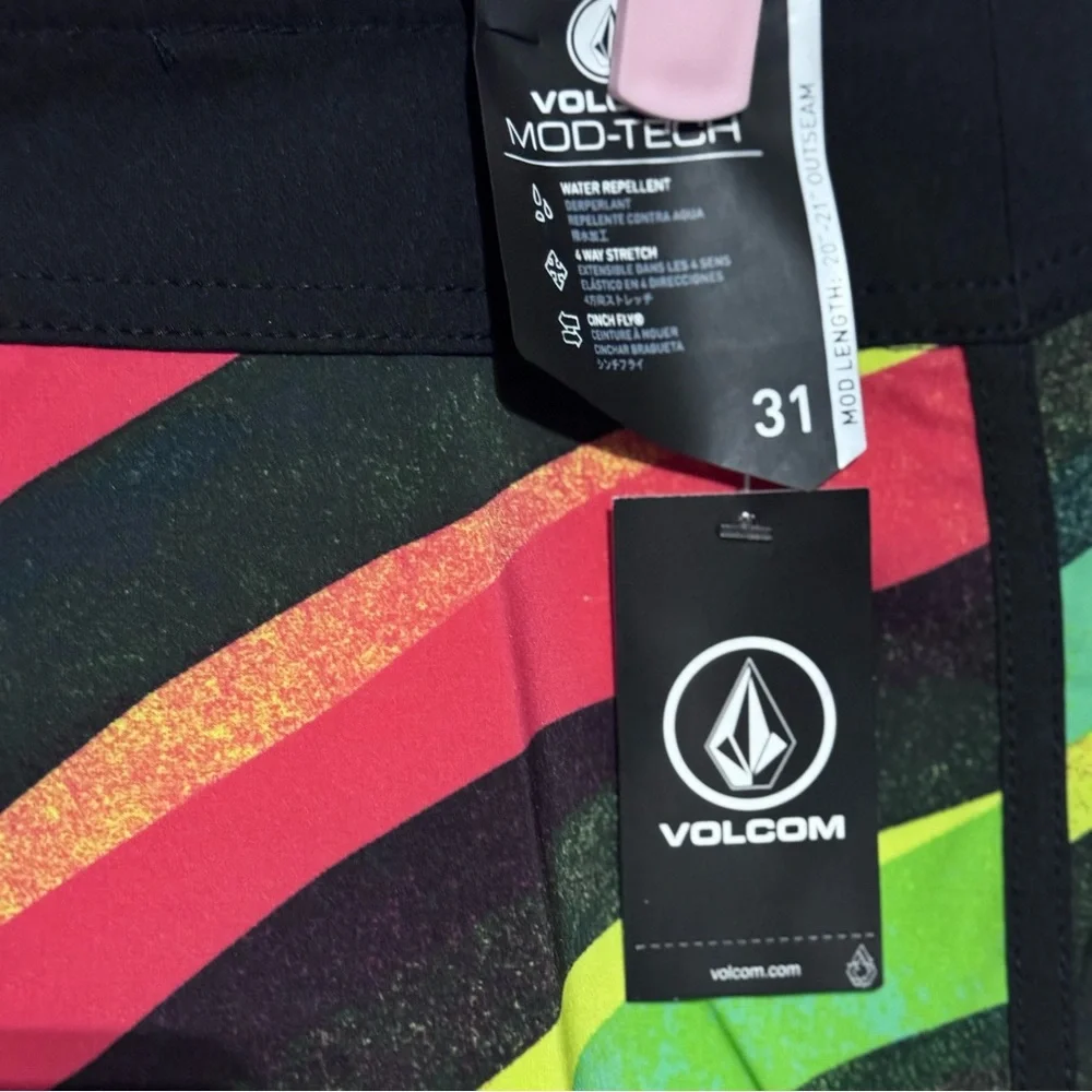 NWT Volcom Men's Scallop Stripe 20‎ Boardshorts - Sz 31
